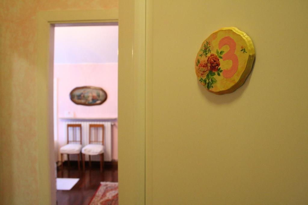 Corte Posta B&B - Parcheggio E Bagno In Camera Мантуя Номер фото