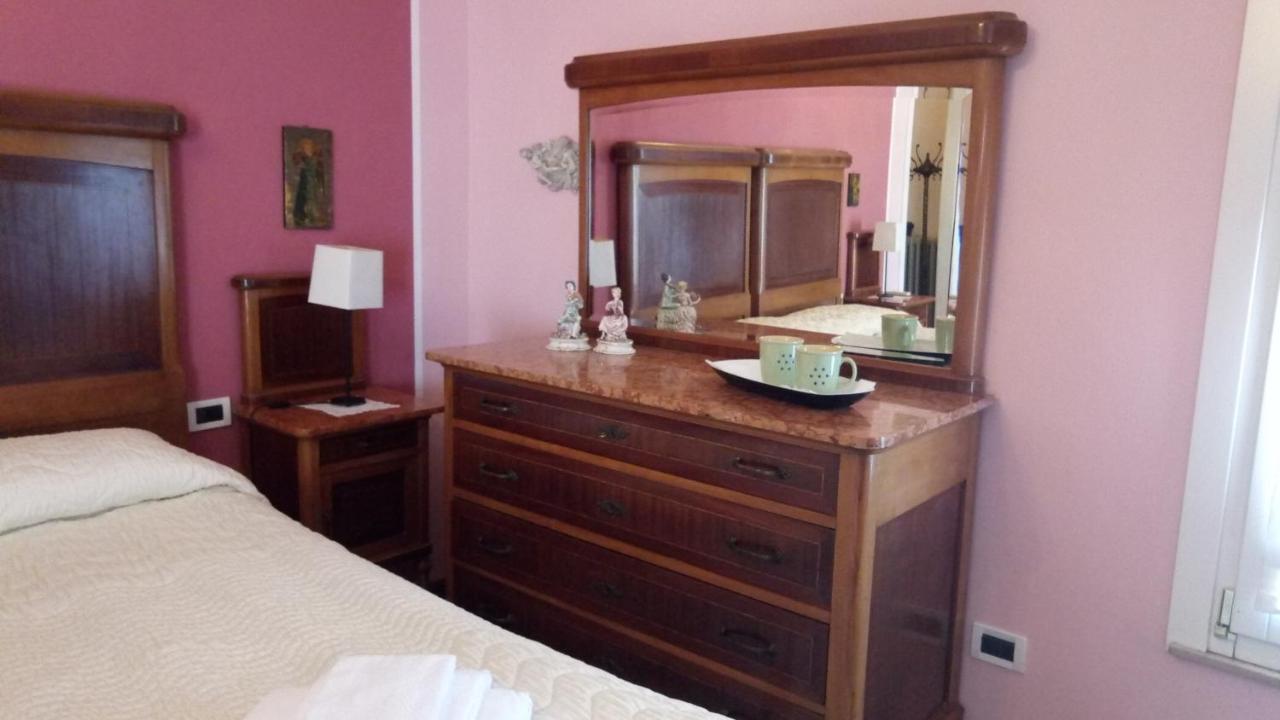 Corte Posta B&B - Parcheggio E Bagno In Camera Мантуя Экстерьер фото
