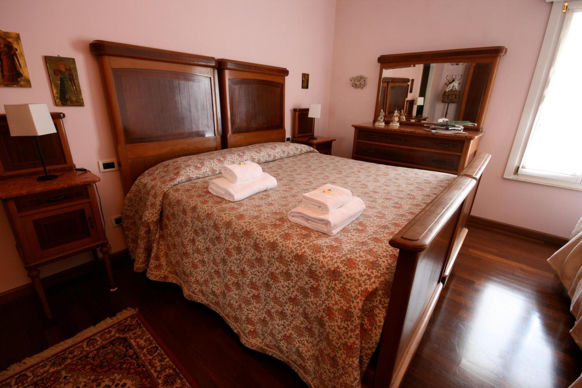 Corte Posta B&B - Parcheggio E Bagno In Camera Мантуя Номер фото