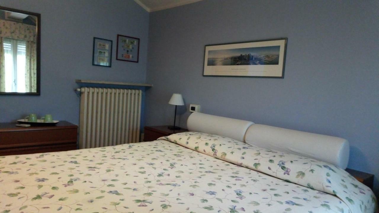 Corte Posta B&B - Parcheggio E Bagno In Camera Мантуя Экстерьер фото