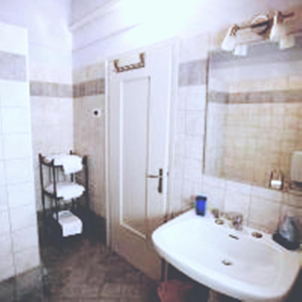Corte Posta B&B - Parcheggio E Bagno In Camera Мантуя Экстерьер фото